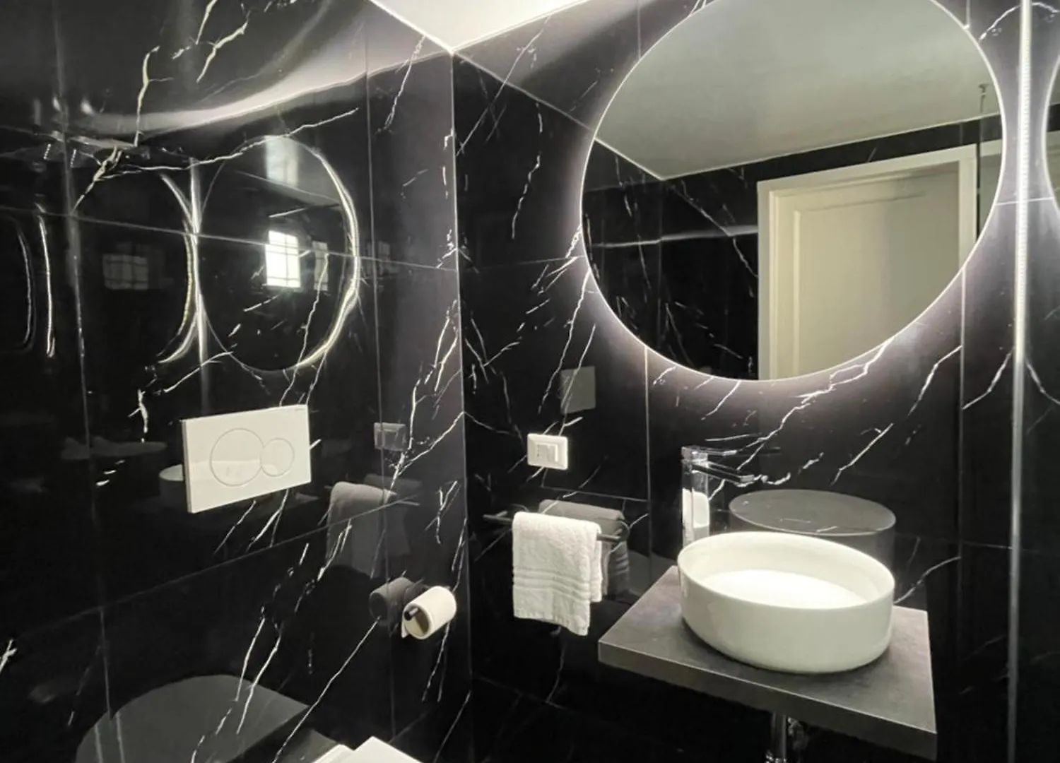 Il Serafino Holiday Suites Bari Konukevi